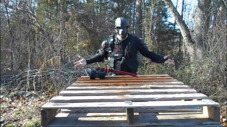 现实丐版mortal kombat巴拉卡臂刃测试