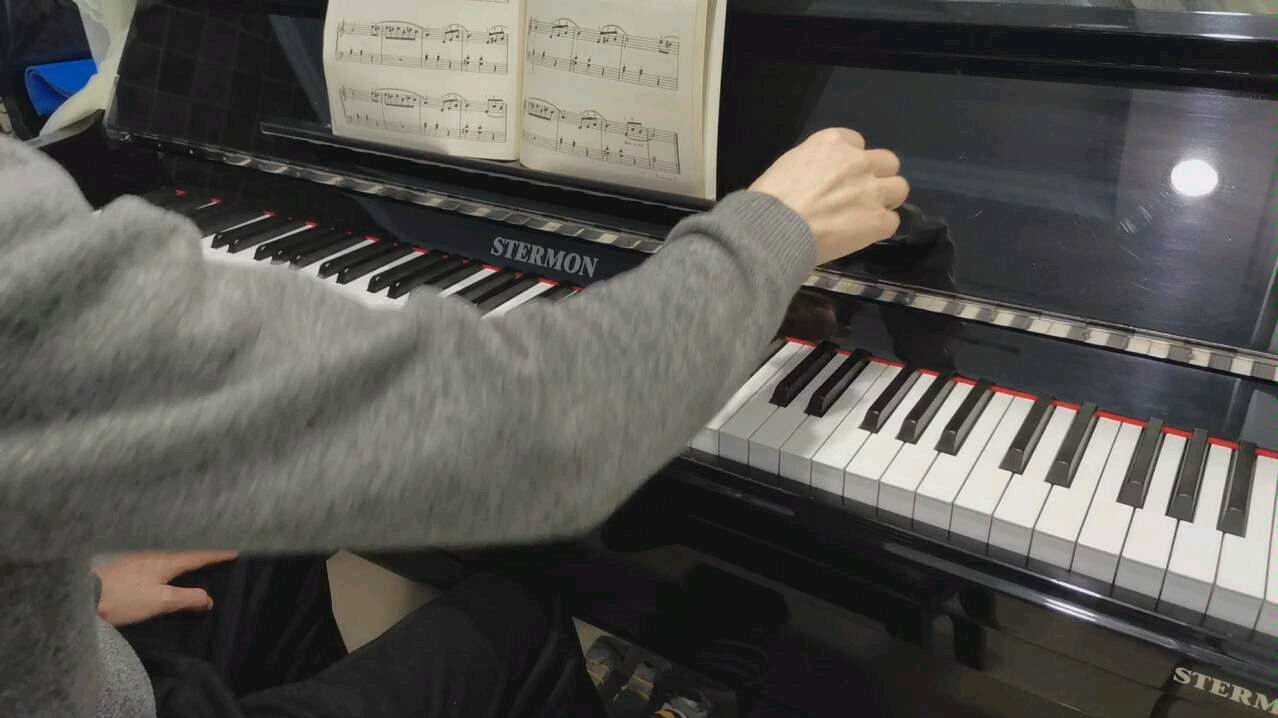 巴斯蒂安练习曲《致爱丽丝》