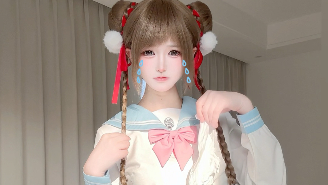 I'm not celebrating Valentine's Day on February 14th. February 13th is the holiday I should be celebrating—2B Day! It's our day, us 2Bs.