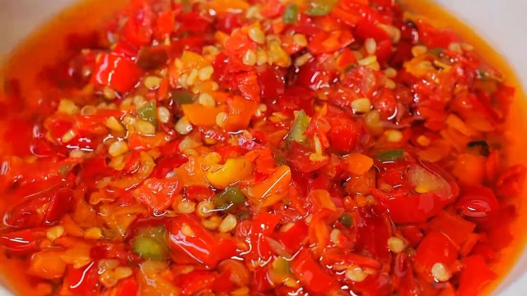 你们觉得吃黄瓜，配什么好吃