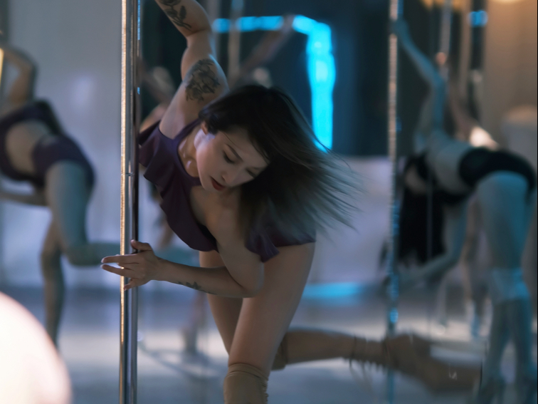 A dance that fits in with the night.