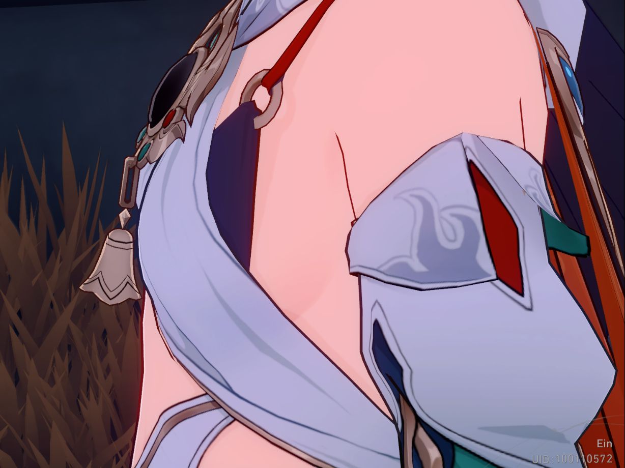 Yun Li actually has a shadow... 🥵