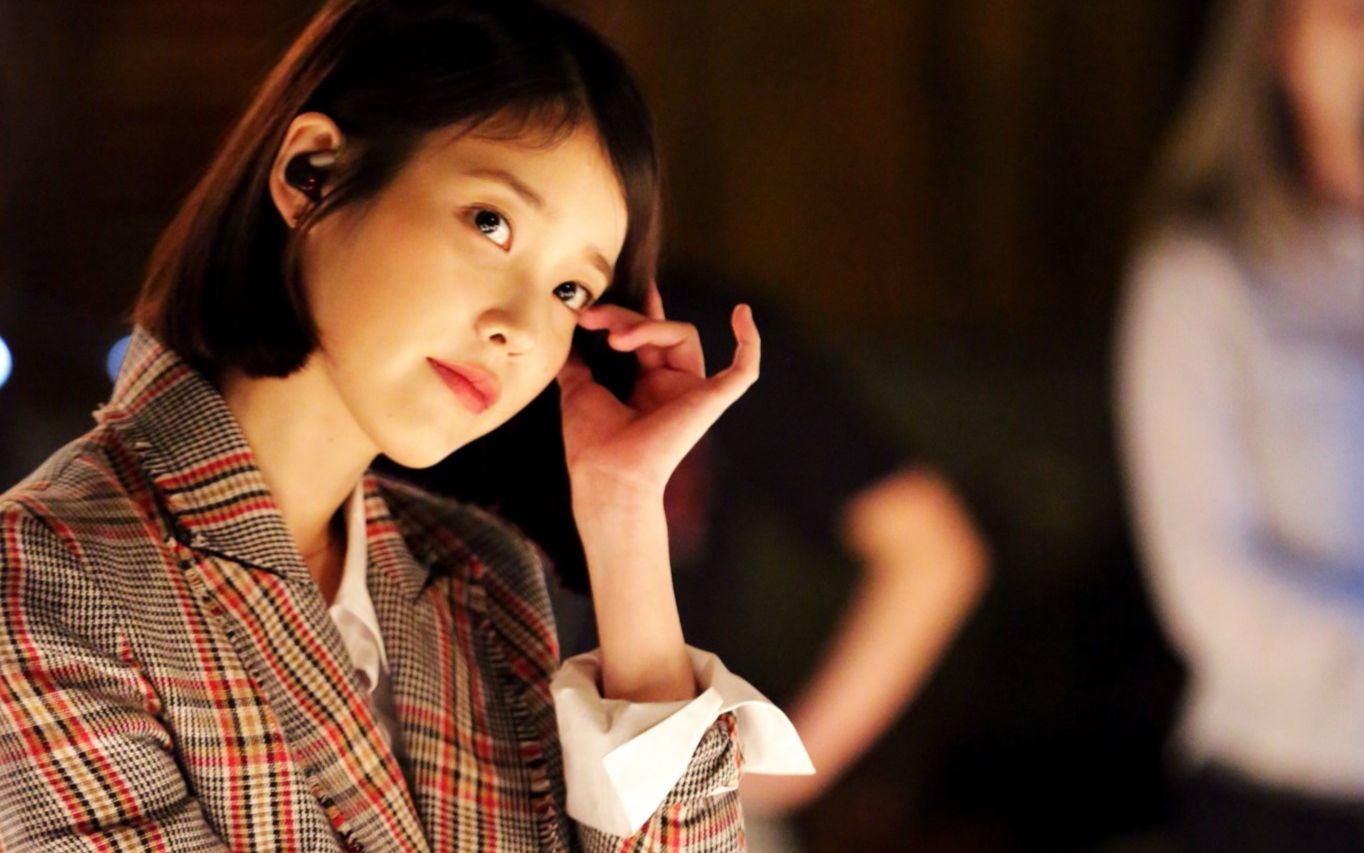 【iu】-dlwlrma&jam jam concert live clip (@ 2017 tour "palette")