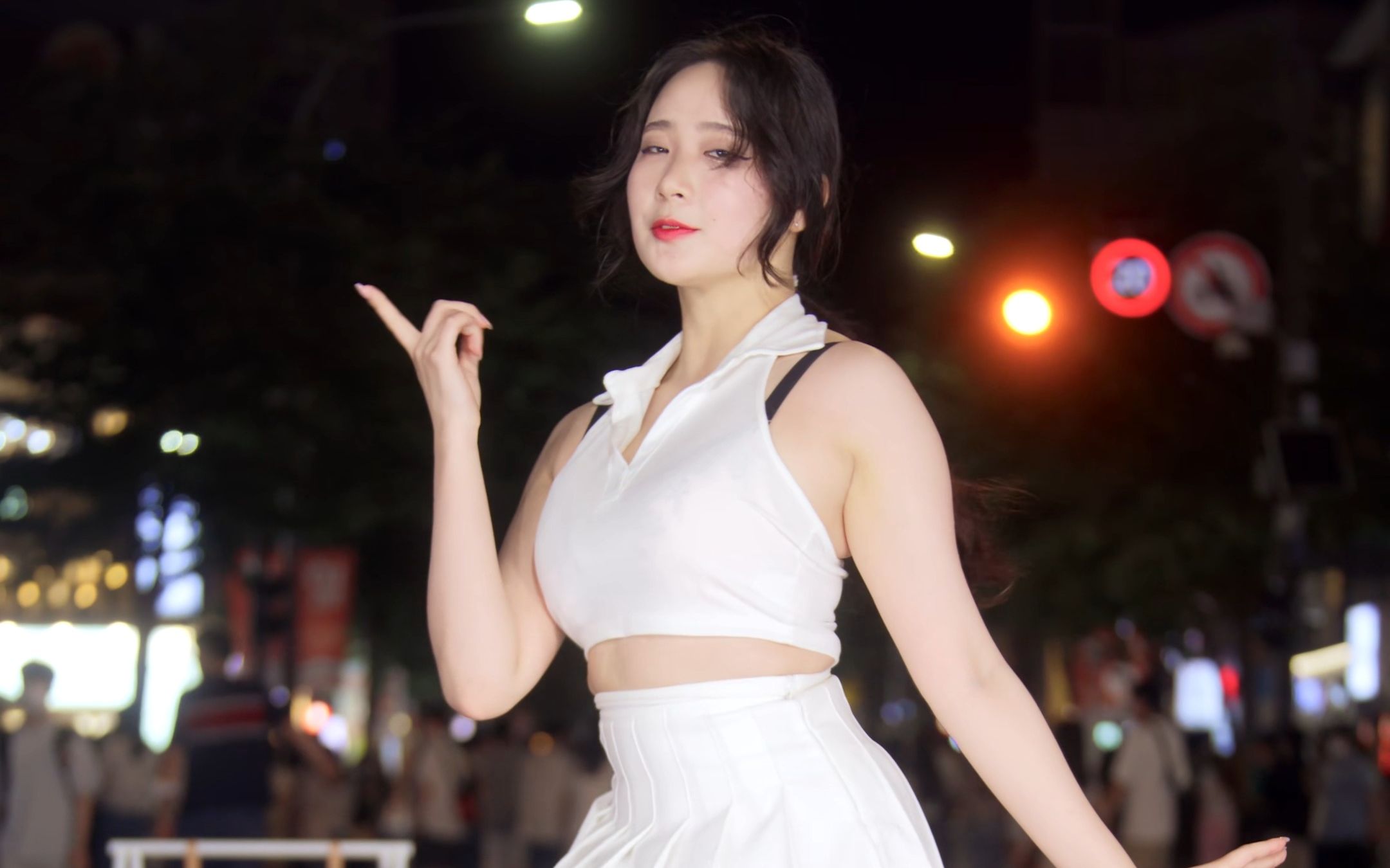 Jung In, Blue Flame, Outdoor
