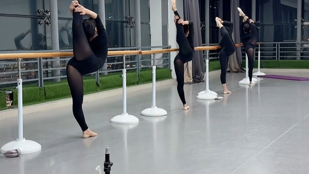 舞蹈课堂直播2025.12.4