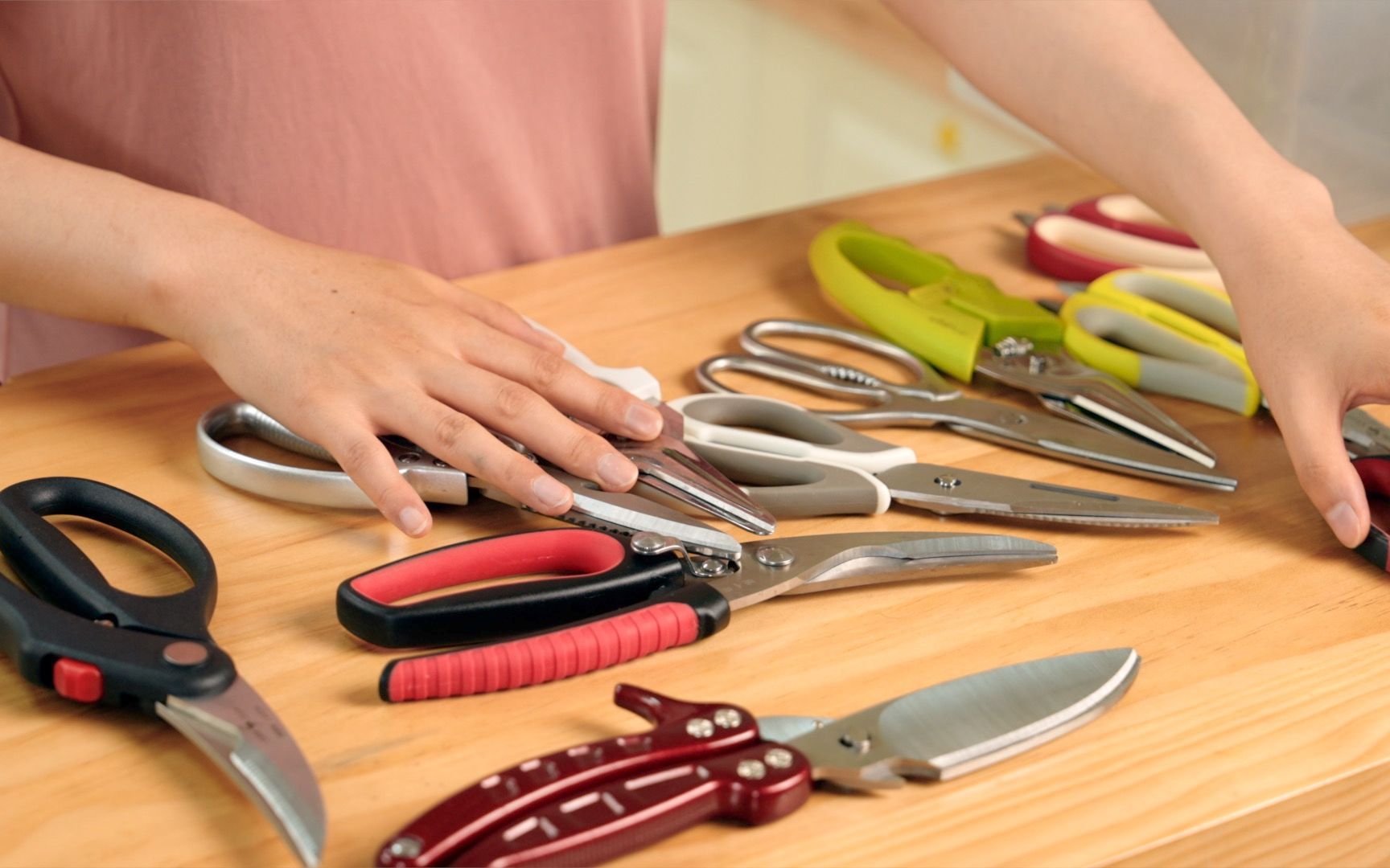 十几把厨房剪里选一把，单手剪鸡骨太痛快了