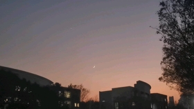 晚上的天空是什么色的 e4ec69fb120a1a5c66e1c772d300f2d36beac7e6.jpg@280w_158h_1c_100q.jpg