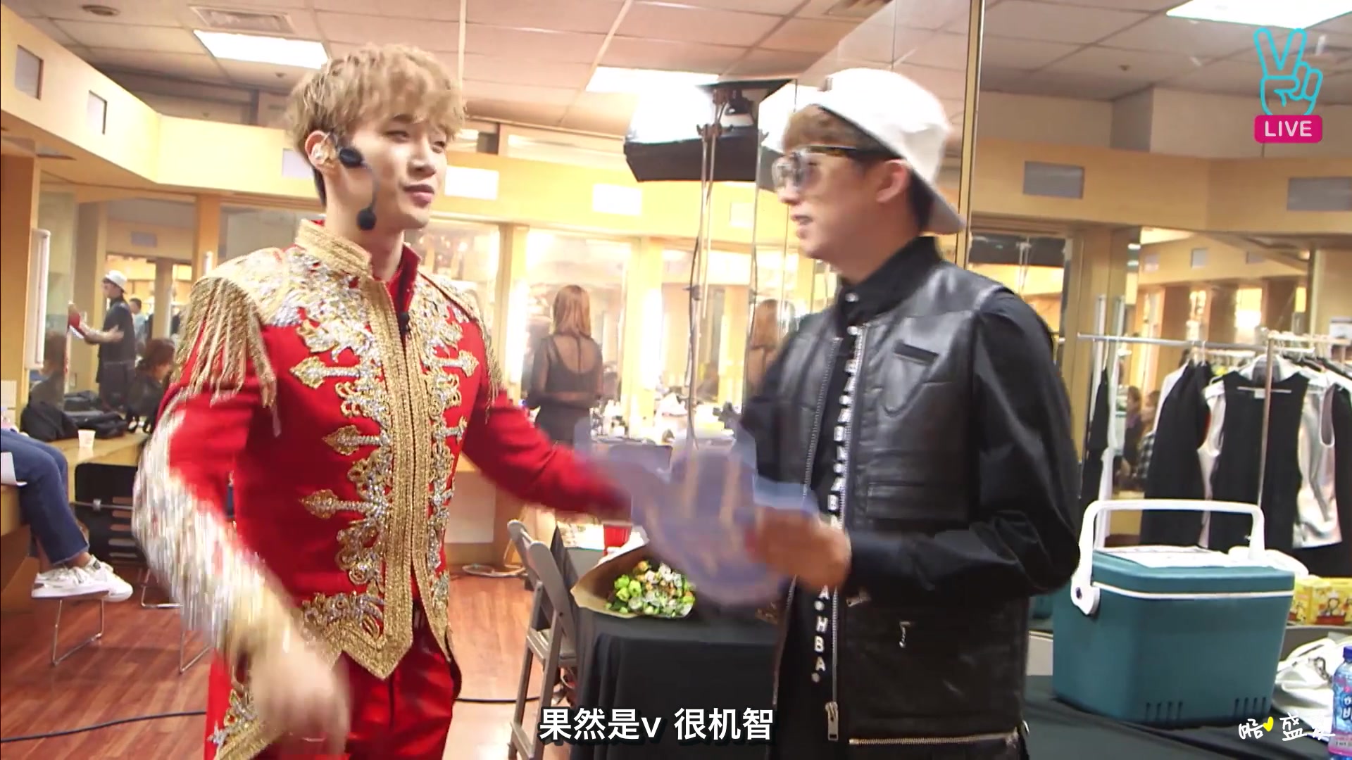 【李俊昊】150920 俊昊solo演唱会LAST NIGHT IN SEOUL待机室采访 中字