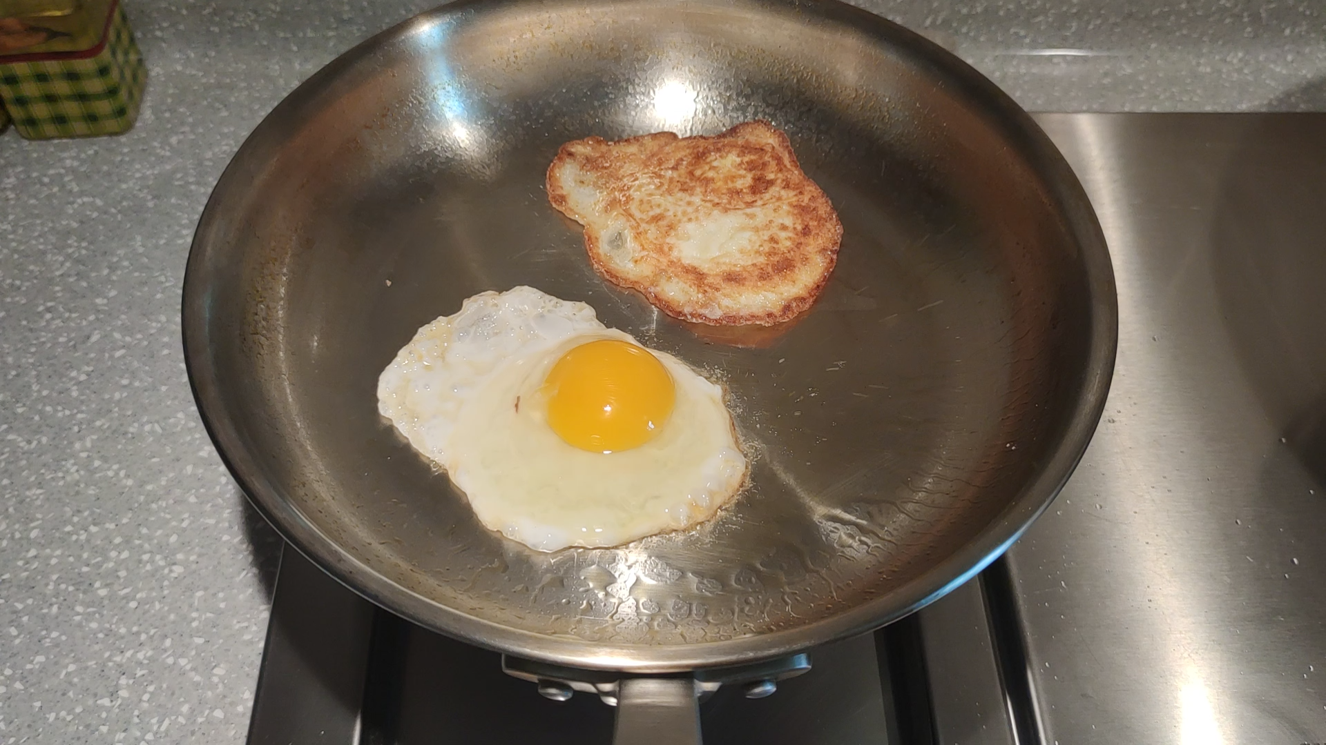 不锈钢锅煎蛋也可以做到完全不粘锅（注意事项见下方简介）