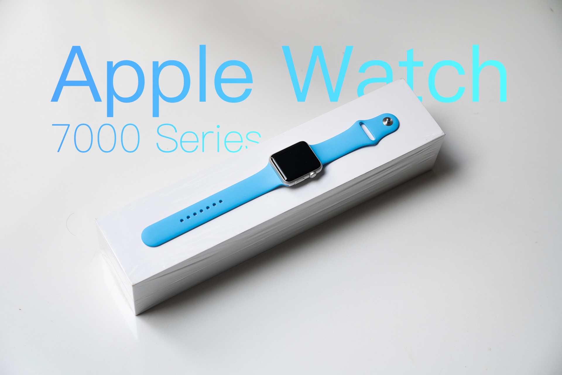 「落落」为了这个绝版的表带，开箱一台未拆封的2015年初代Apple Watch