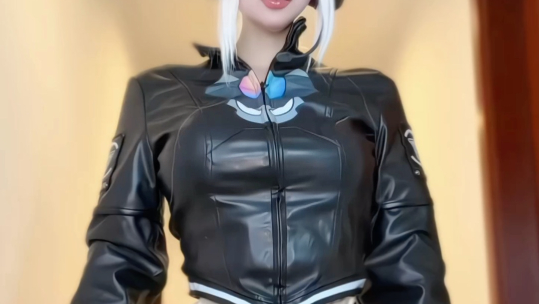 糟糕我的身体怎么不受控制了