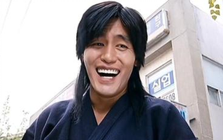 移动表情包金馆长重现江湖!经典笑声再现!