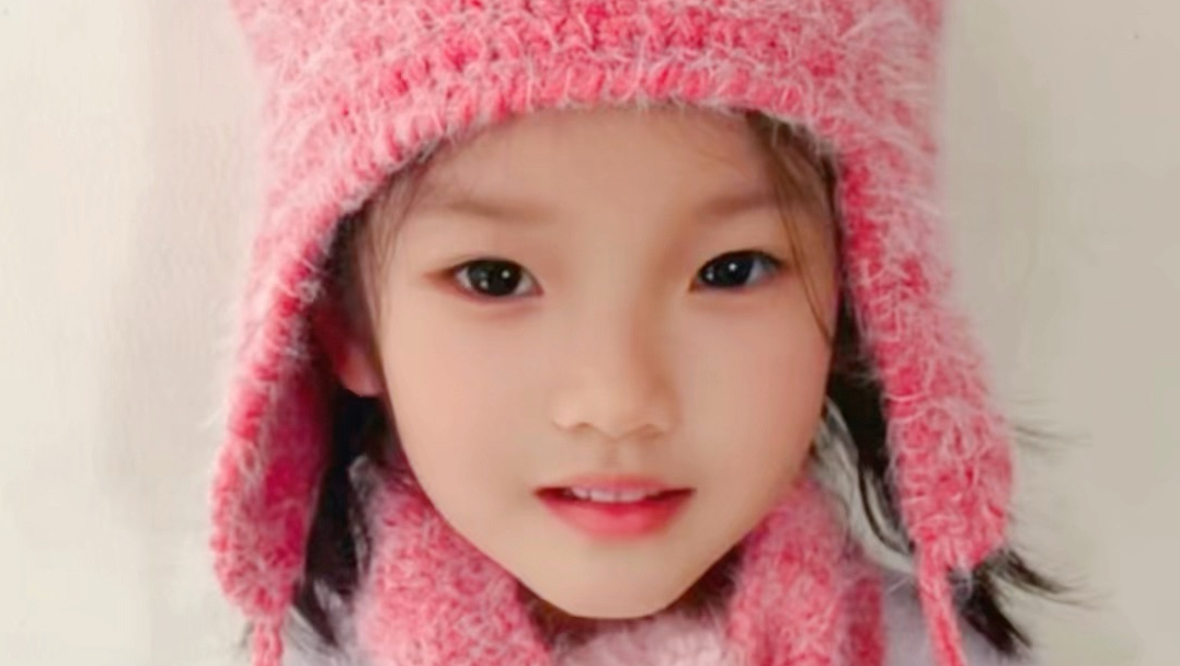 猫耳护耳帽视频钩织教程~ 冬日守护，温暖加倍，防风耳罩，隔绝寒风入侵，柔软亲肤线材，搭配同款小围巾，把小朋友裹成一枚行走的喵系小可爱，保暖又吸睛，