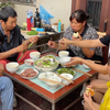 儿子放假回来有点瘦，妈妈做一桌丰盛的午餐，今天中午有口福了