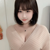 腼 腆 小 女 生