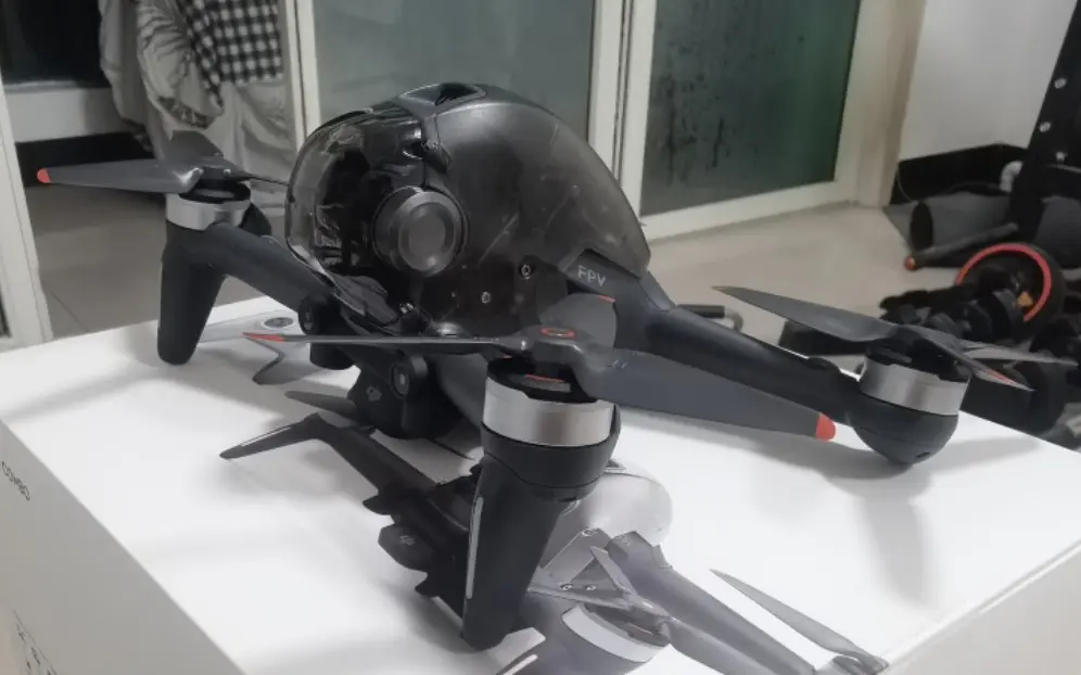 【dji fpv】大疆穿越机水库水面爽飞，只要不炸机，下次还敢∠( ᐛ 」∠)＿