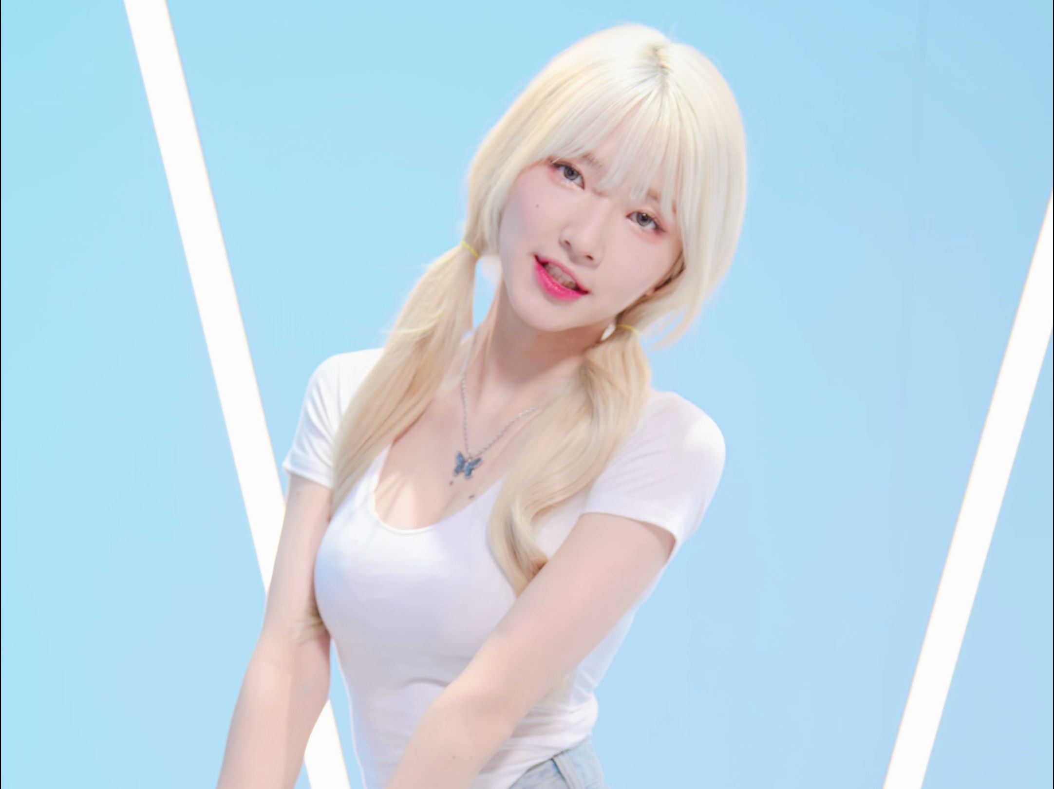 徐英 Darling 220325