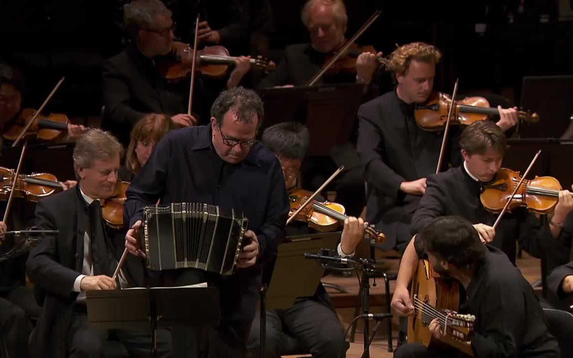 richard galliano yamandu costa piazzolla 班多钮,吉他与管弦