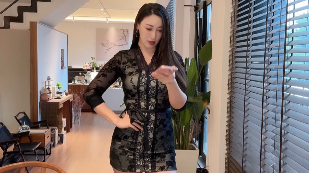 温柔的李经理_2025-11-07