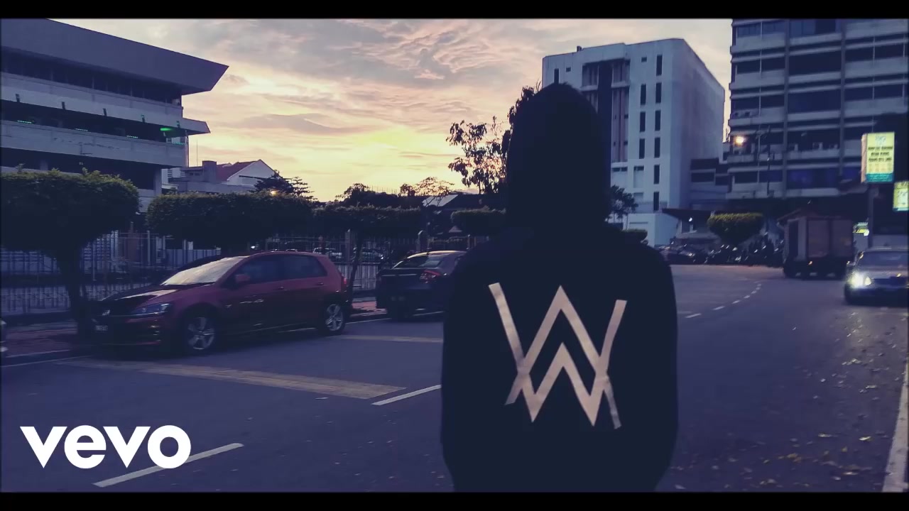 alan walker - ghost (ft. halsey)