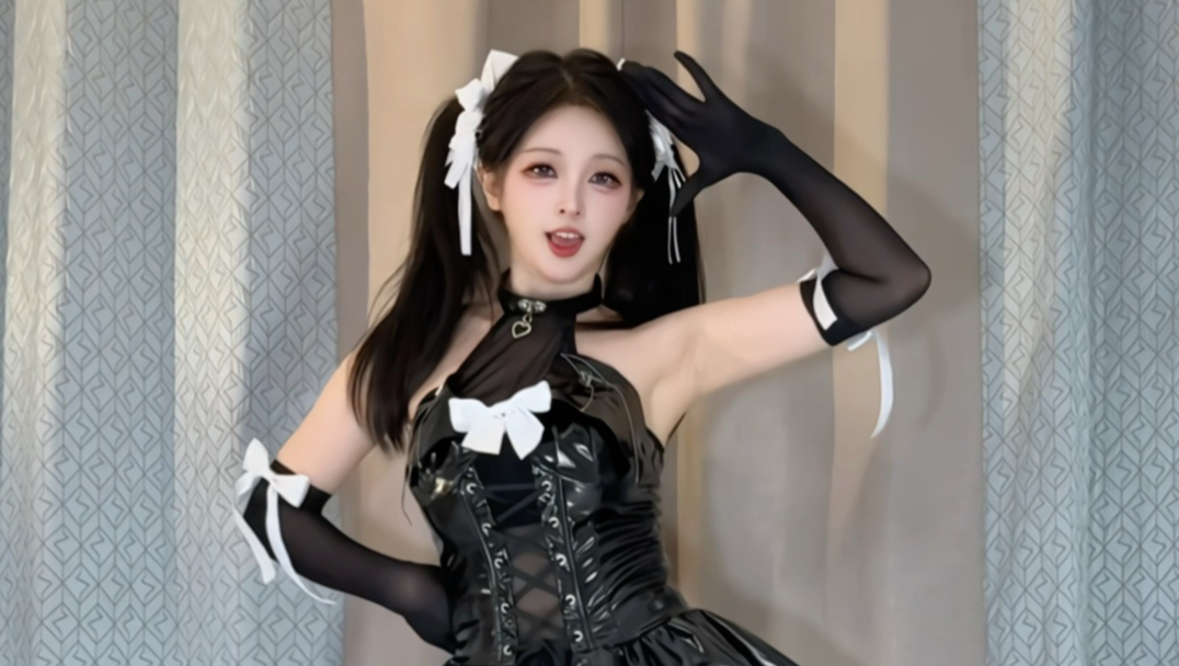 晚饭时间看小熊