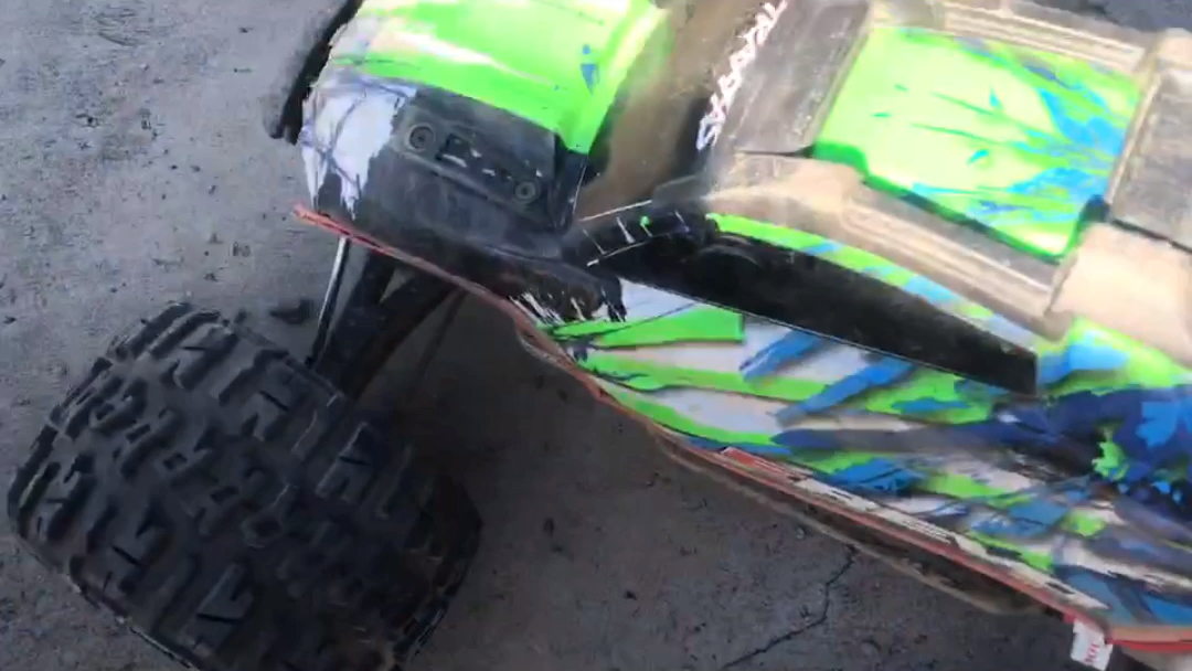 traxxas我遥控器和电调恢复出厂设置成功自翻功能车壳自翻身来翻身