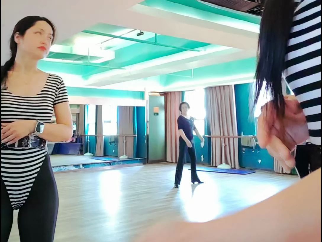 国内健身-HY-YZ-2024-03-29 黑白T+厚黑 B