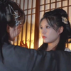 双女主】八年前我被卖进公主府。公主权势滔天，下人被她一批一批折磨死。唯我屹立不倒，只因每夜她都要与我行y水之欢。床笫间，她叫我小妹，逼我学着别人的样子叫她姐姐