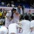 2011女篮亚锦赛颁奖仪式，所有队员膜拜陈楠苗立杰！