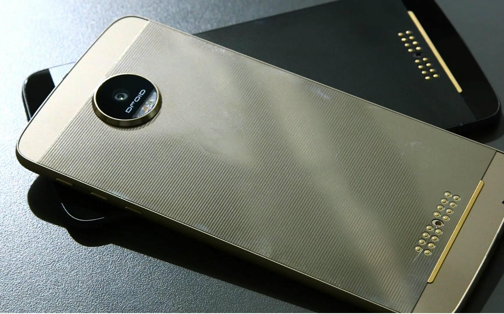 关于MOTO Z的视频合集