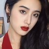 港风美女速成｜妆容+发型+穿搭解析 经典复古妆容永不过时