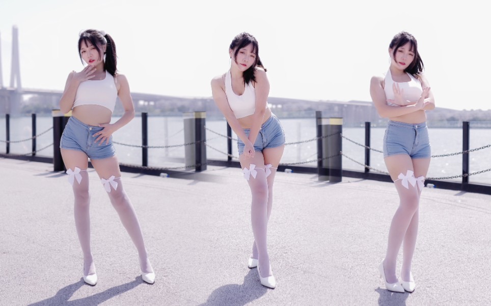 ❤ ⁄(⁄ ⁄-⁄ω⁄-⁄ ⁄)⁄ Bang~Bang~❤️ thumping!