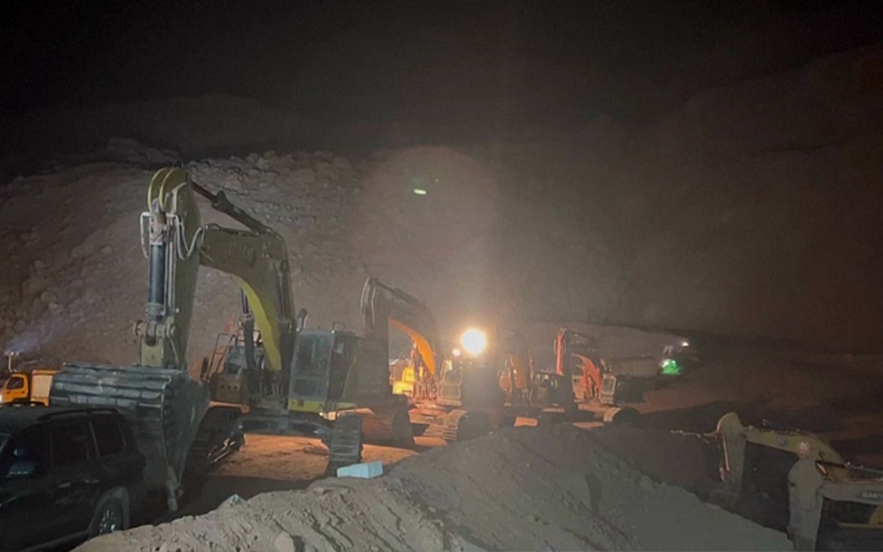 内蒙古新井煤矿事故失联者全部遇难：共计53名，原因仍在调查