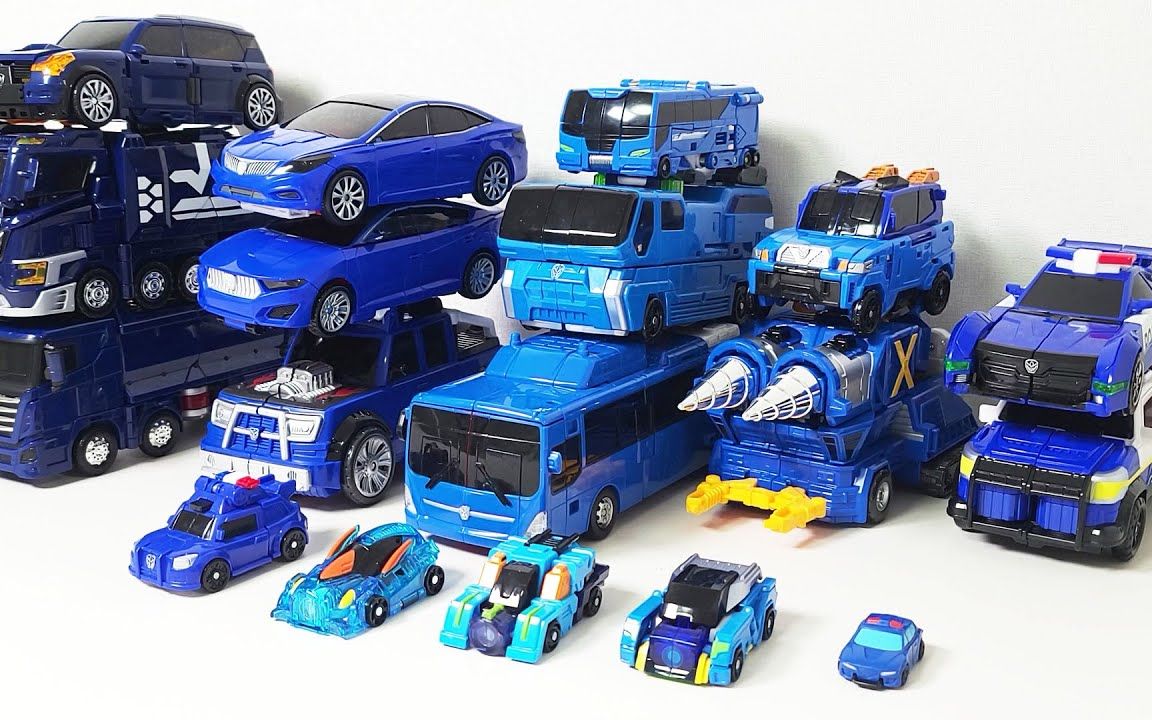 30种蓝色变形汽车机器人玩具大集合！