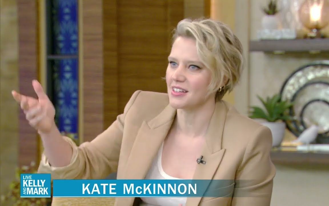 【Kate McKinnon】谈论自己的角色“怪人芭比” |《芭比》宣传期访谈节目cut哔哩哔哩bilibili