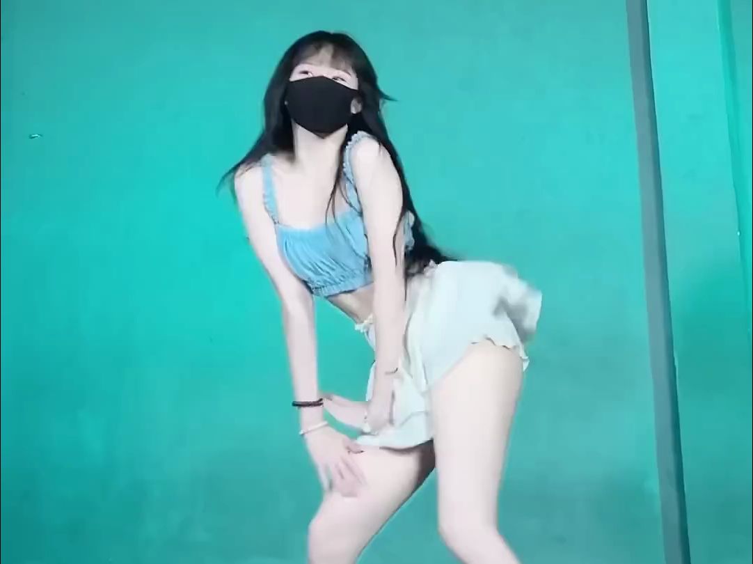 Cheap Thrills - Sia Dance Trend-2