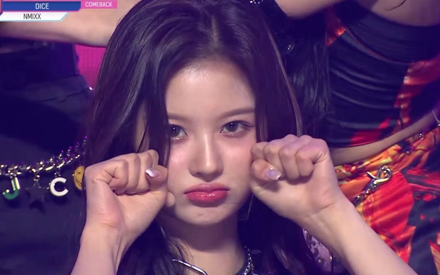 NMIXX《DICE》冠军秀舞台和采访220928_哔哩哔哩_bilibili