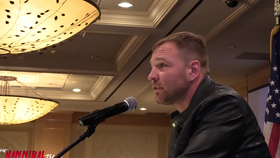 鹰眼第一次登场的视频 eef0d552de182120b245b92817f0a6308820e653.png@280w_158h_1c_100q.jpg