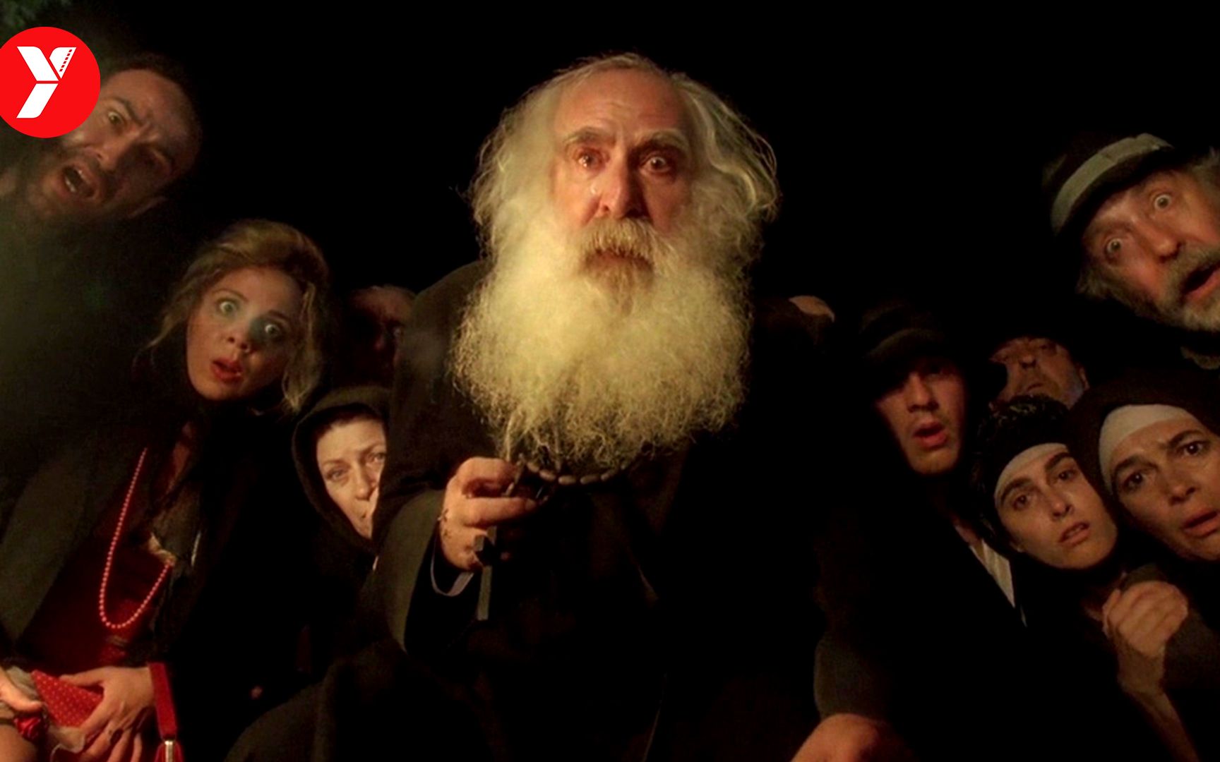 【越哥】这部电影把所有人都骂了个遍，关键是，看的人还要拍手叫绝！