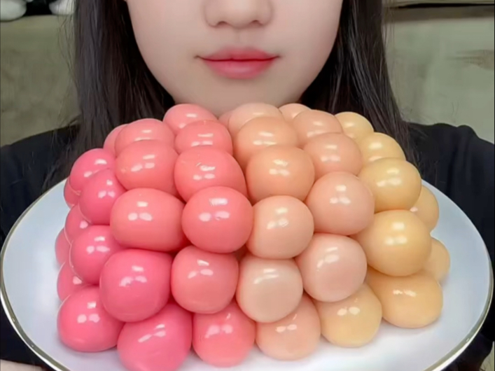 馋了好久的露楚终于吃到了