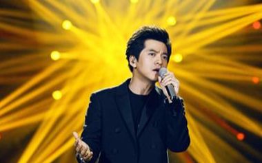 贝加尔湖畔简谱李健_李健贝加尔湖畔图片(3)