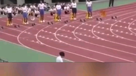 小学生100米12秒