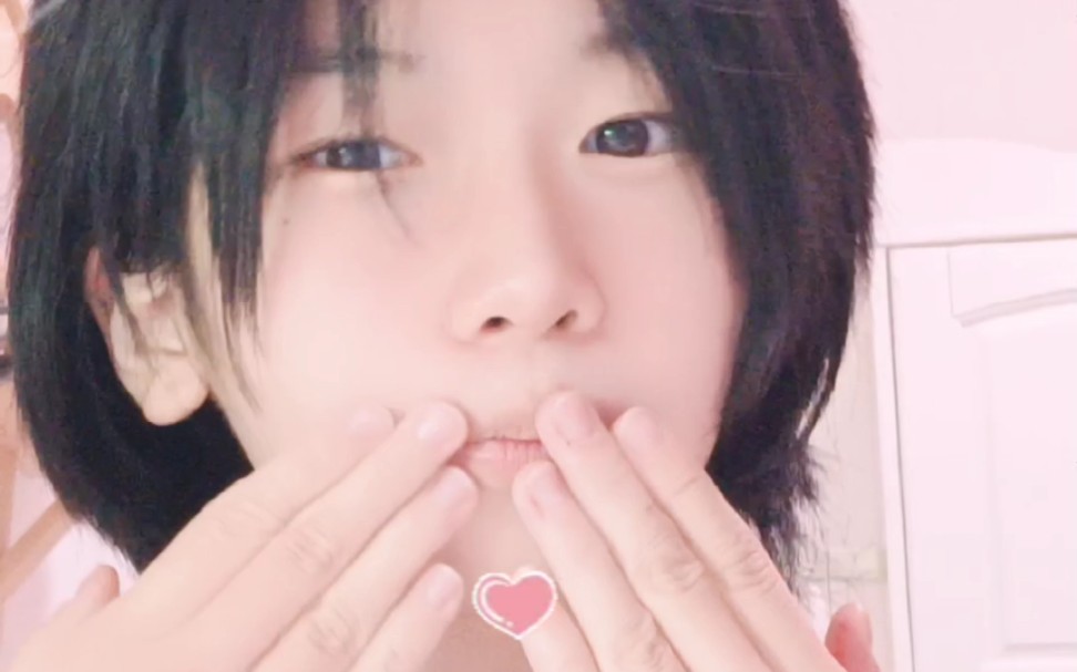 spine-chilling (hair-raising) (like the withering of a restless ghost)