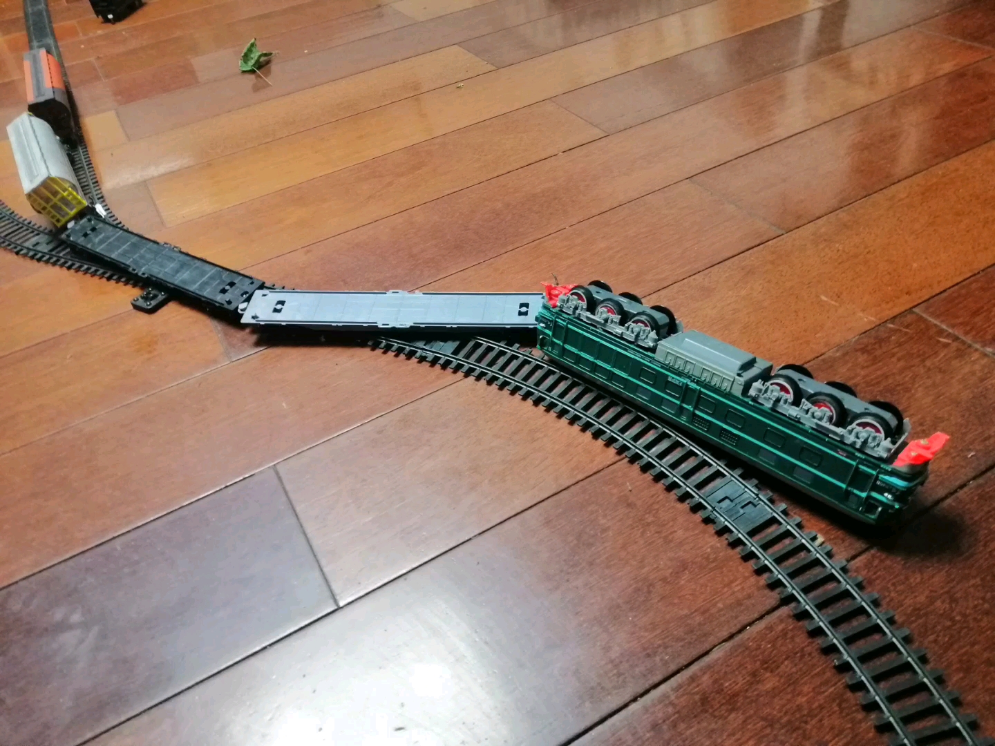 火车玩具事故合集