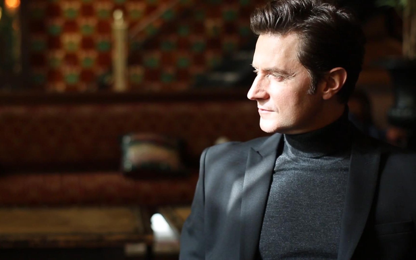 百老汇新面孔之richard armitage,love, love, love舞台剧主演