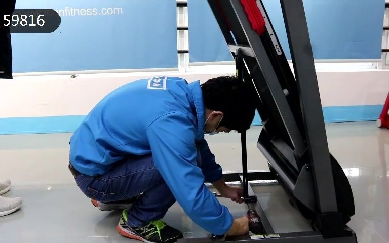 跑步机59816安装视频完整字幕版
