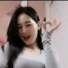 身材逆天的服装店老板娘