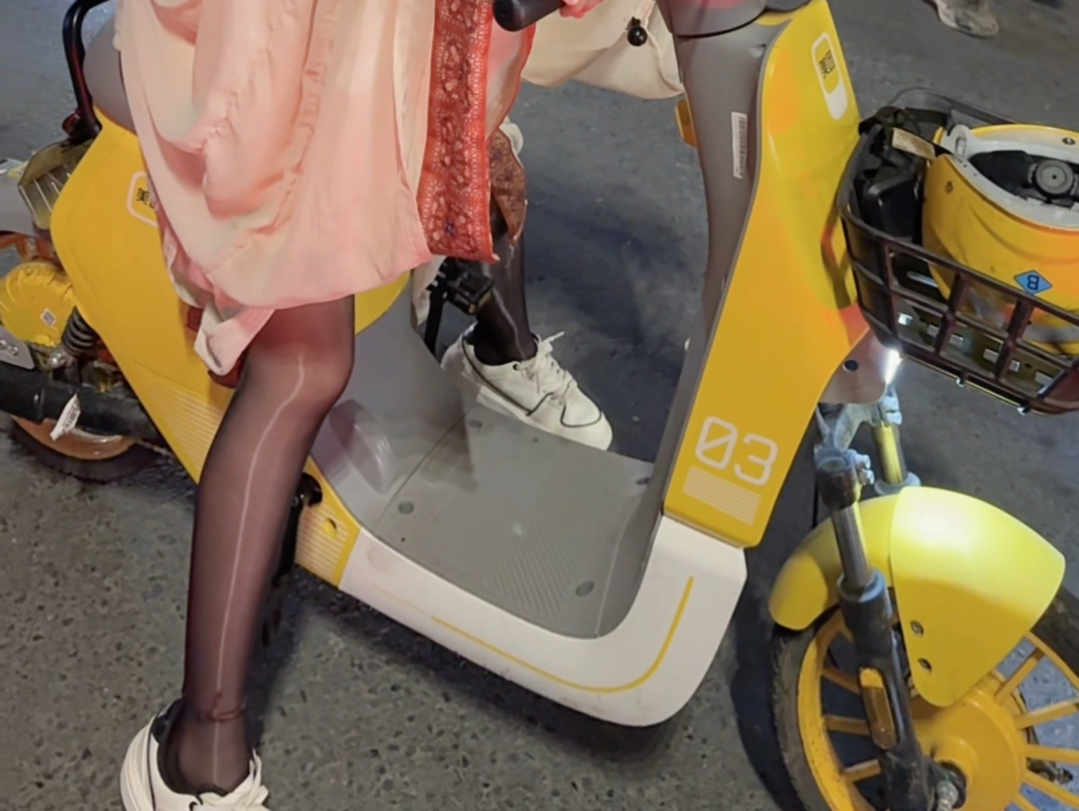 familiarity breeds fondness