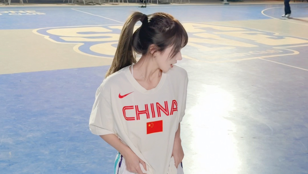 这个其实是双人舞～如果你在就好了