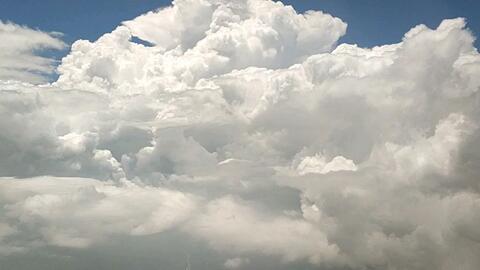 什么样的天空什么样的风完整版 f416c0c91babc317f3da95c29bbd87d118839561.jpg@480w_270h_1c